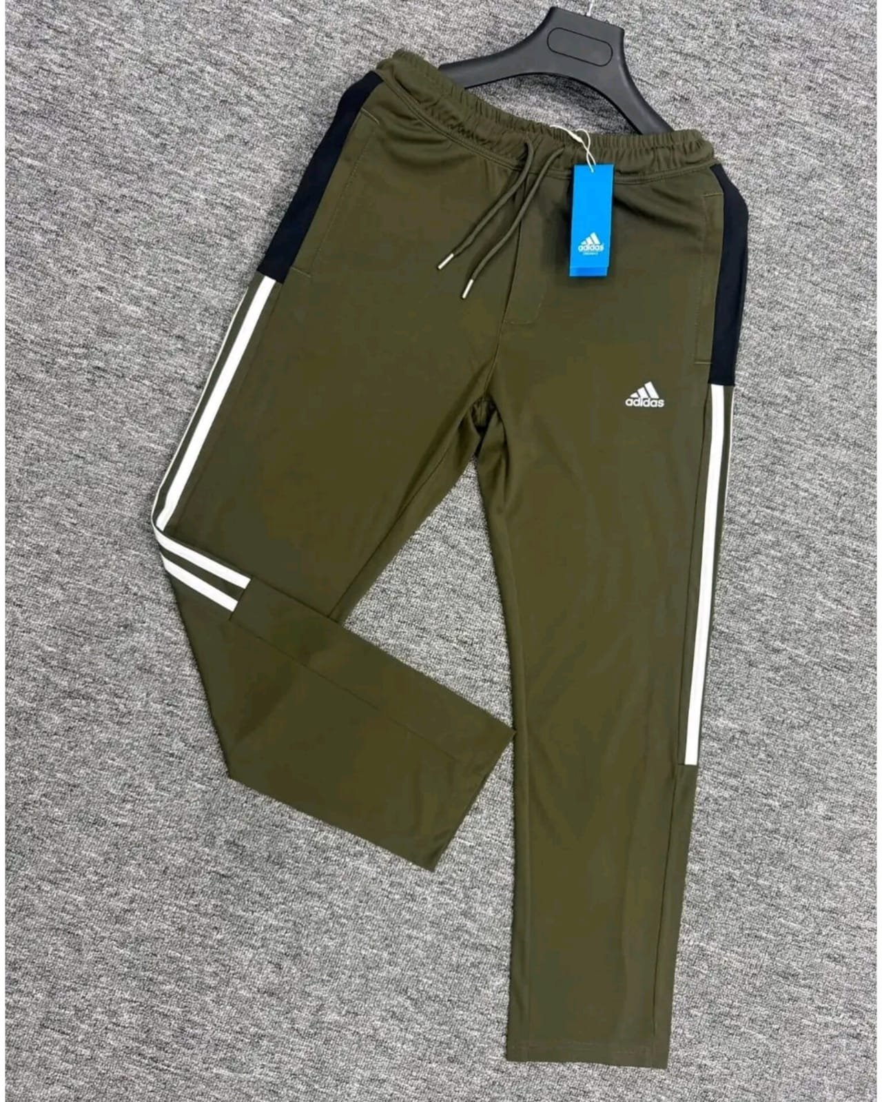 Original export Classic adidas Trouser(Olive)